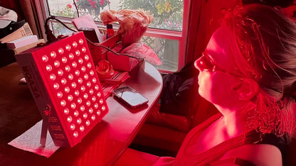 VEVOR Red Light Therapy for Body Face, 60 Dual-Chip LEDs, Red 660nm & Near Infrared 850nm Combo, High Power Red Light Therapy Panel for Recovery, Pain Relief, Wound Healing, Skin Health, 80W