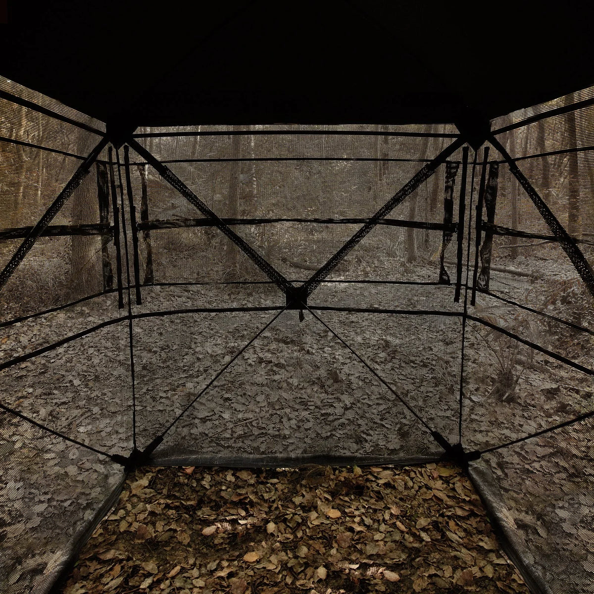 VEVOR Hunting Blind, 270° See Through Ground Blind, 1-2 Person Pop Up Deer Blind for Hunting with Carrying Bag, Portable Resilient Hunting Tent, One-Way See-Through Mesh for Turkey and Deer Hunting - View 10