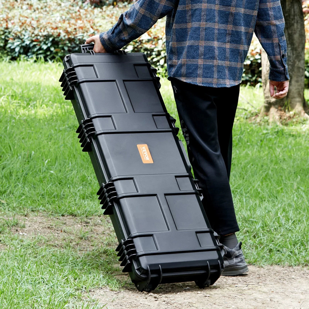 VEVOR Tactical Range Case, Outdoor Tactical Hard Case with 3 Layers Fully-protective Foams, 42 inch lockable Hard Tactical Range Case with Wheels, IP67 Waterproof & Crushproof - View 8