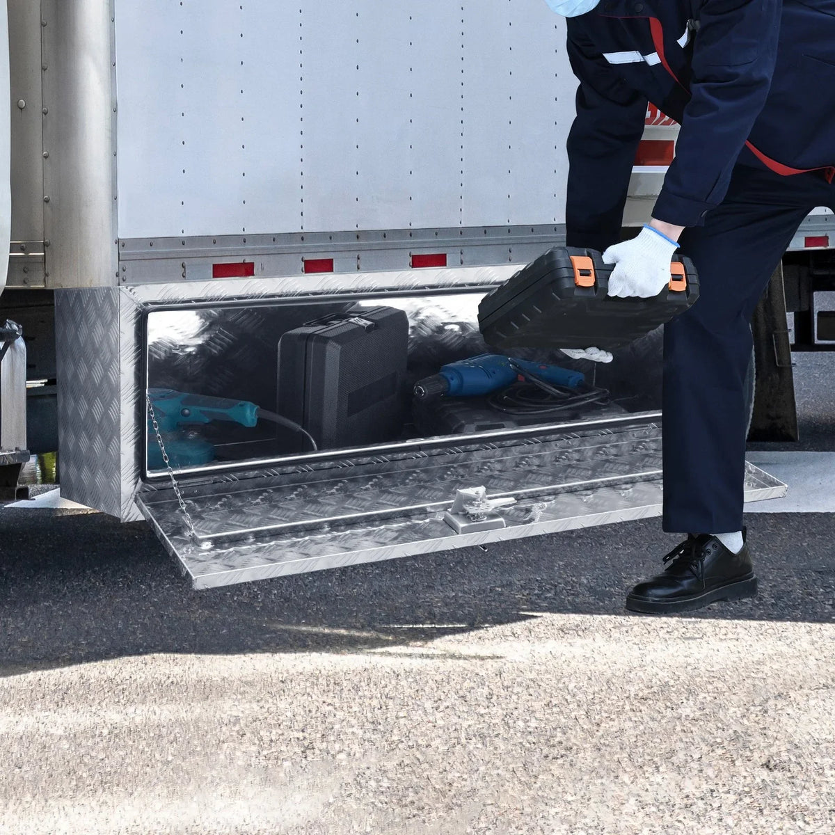VEVOR Underbody Truck Box, 48"×17"×18" Pickup Storage Box, Heavy Duty Aluminum Diamond Plate Tool Box with Lock and Keys, Waterproof Trailer Storage Box with T-Handle Latch for Truck, Van, Trailer - View 8